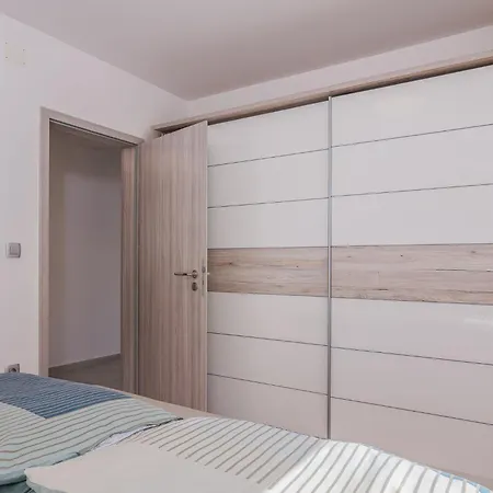 Apartman Lana Soline